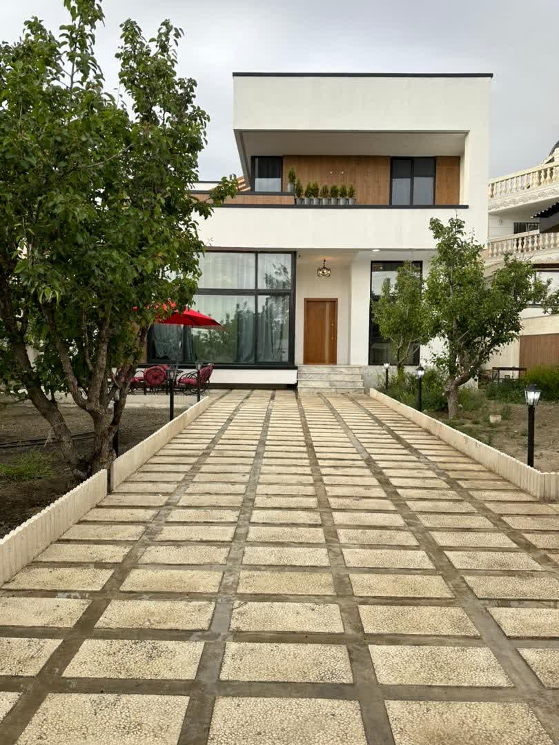 عمارت آوینا