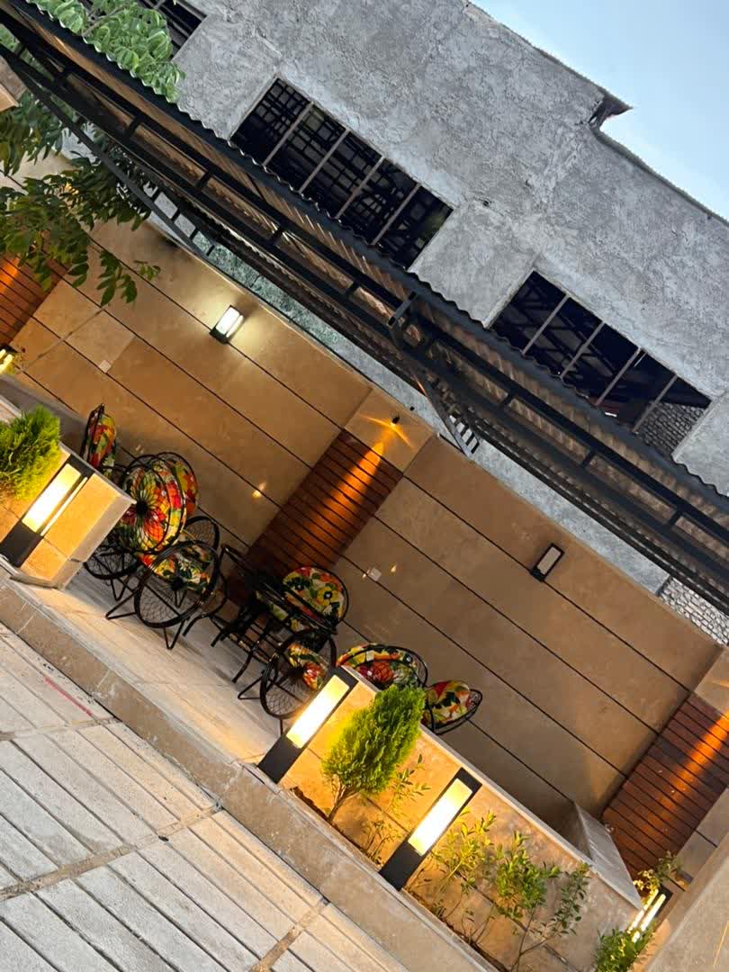 عمارت عرشیا