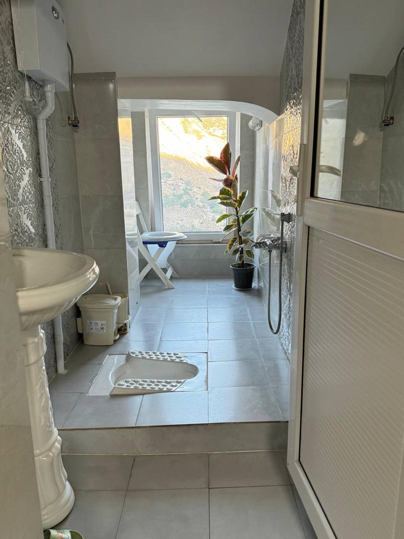 سوئیت 40 متری کاظمی