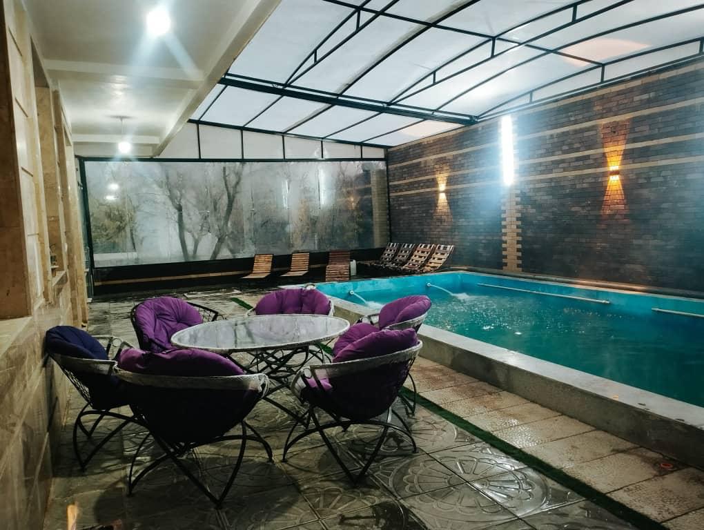 ویلا استخردار عزیزی 2