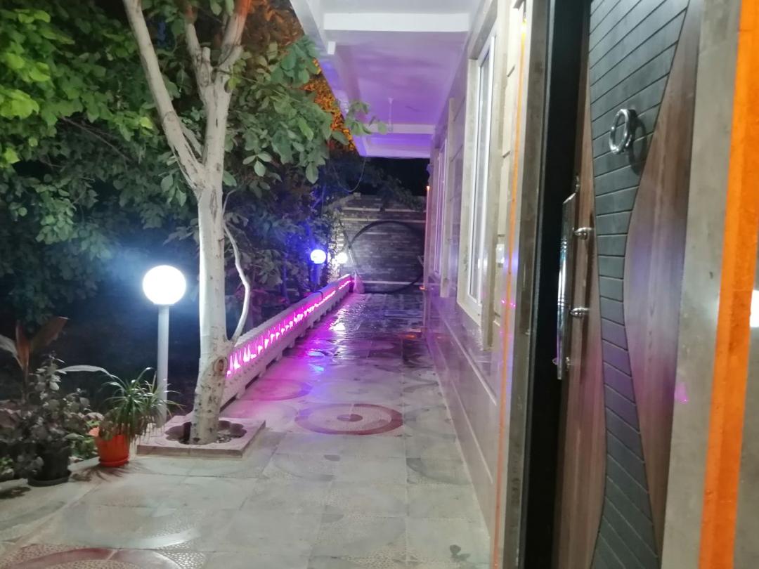 ویلا استخردار عزیزی 2